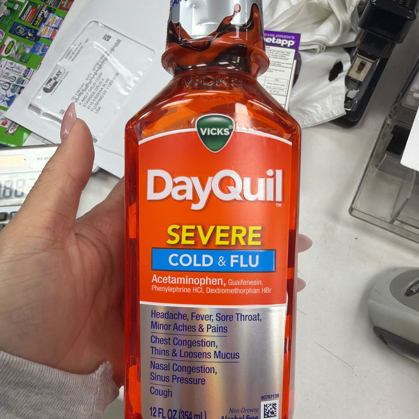 Vicks DayQuil Severe Cold & Flu Liquid 12oz 354mL